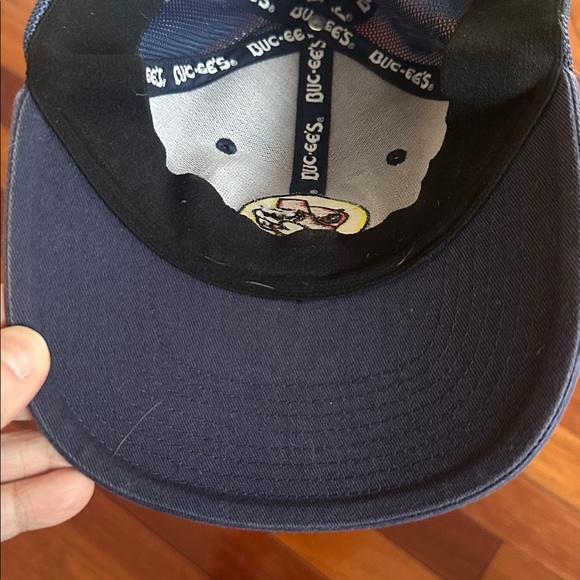 Buc-ees Navy Blue Cap Hat Beaver Patch Logo Flex Hat Adult - Picture 5 of 6
